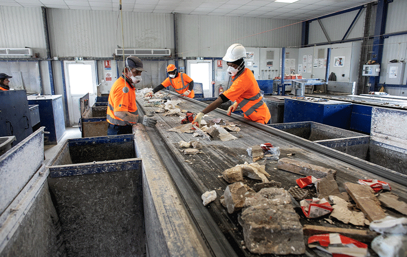 etape-recyclage-des-dechets-de-chantiers-tapis etape-recyclage-des-dechets-de-chantiers-tapis