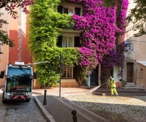 La famille Pizzorno-Devalle envisage de céder le contrôle de Pizzorno Environnement au groupe Paprec, tout en restant un partenaire engagé à ses côtés