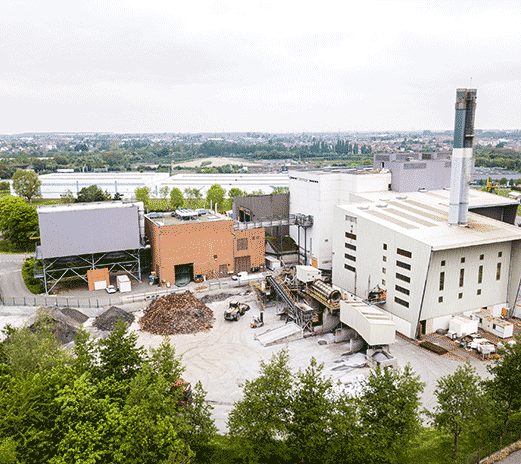 Usine Paprec avec une cheminée