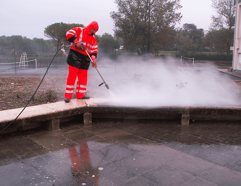 Home_sanitation_pressure_cleaning