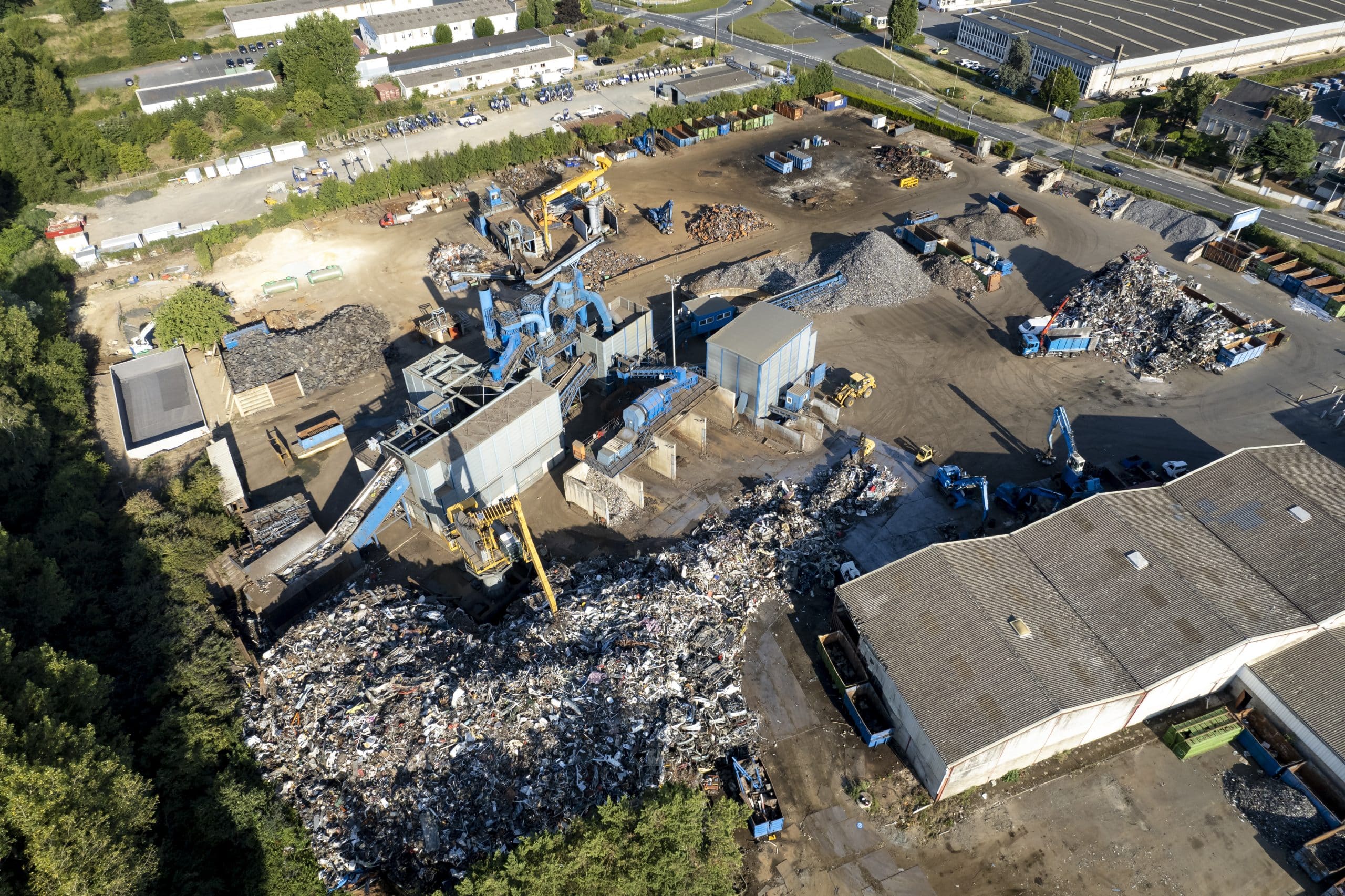 Le site de St-Pierre des Corps inclue un broyeur qui affiche les meilleures performances de recyclage du secteur.